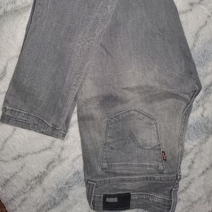 Levi Low Rise Skinny